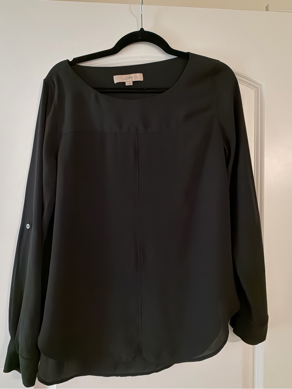LOFT Black Long-Sleeve Scoop Neck Blouse